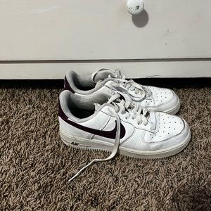 Nike Air Force- size 7.5- lightly used good condition
